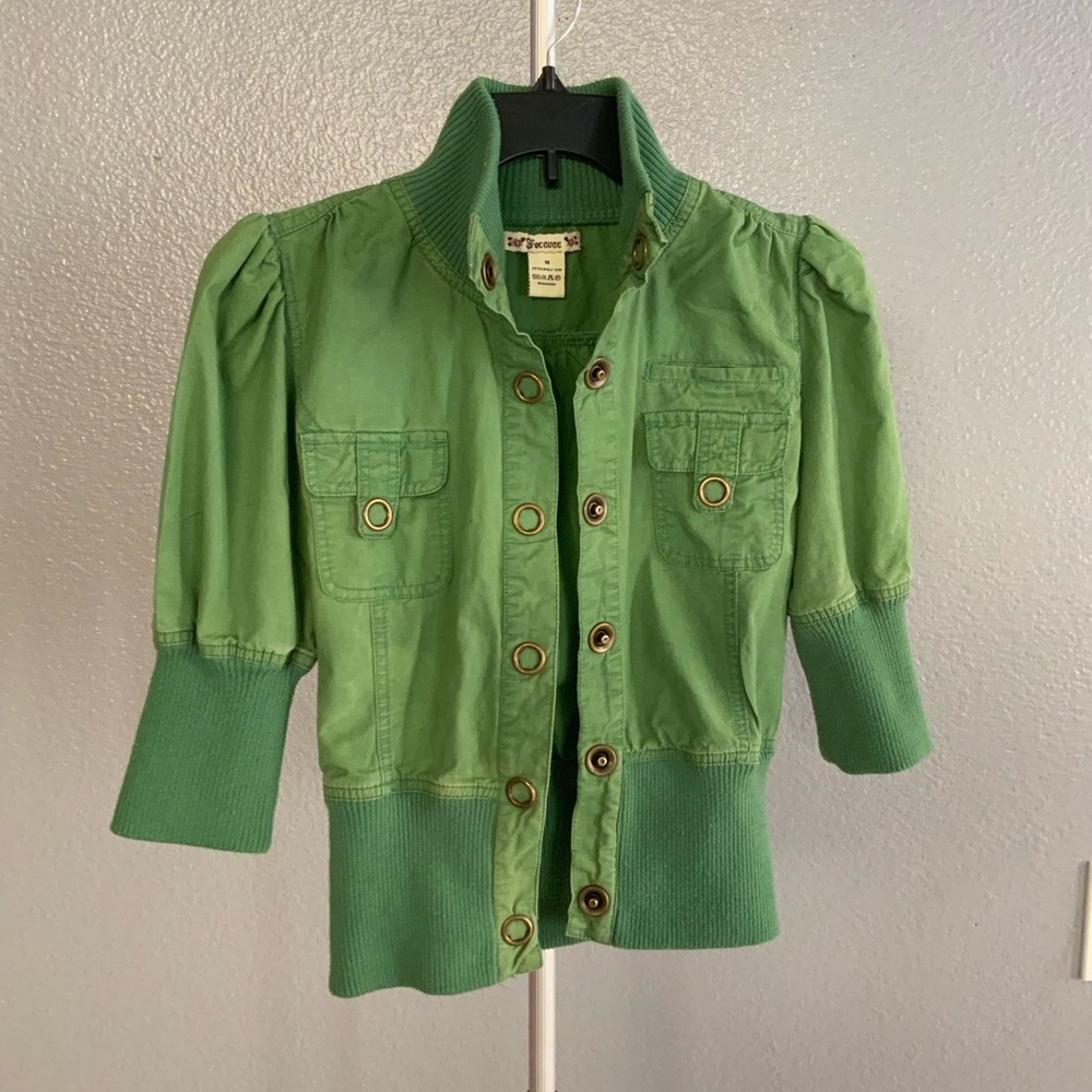 Stylish Ribbed Green Jacket